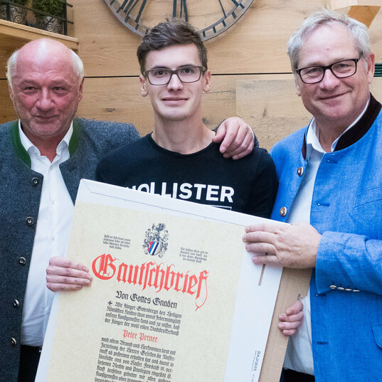 Samson Druck Gautschen Gautschfeier Lehrabschluss Gautschbrief Peter Perner Gerhard Aichhorn