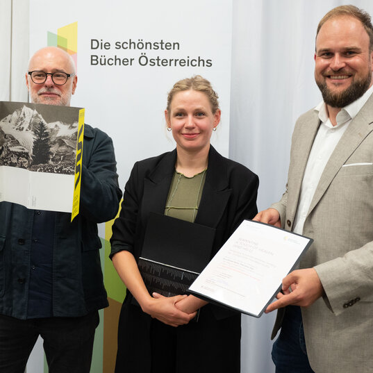 Schönste Bücher Österreichs, Serpentine, Samson Druck, Mario Egarter, Michael Zinganel, Theresa Hattinger